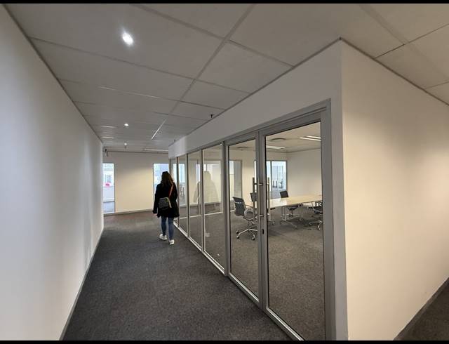 1,287M² OFFICE TO LET IN CAPE TOWN CITY CENTRE